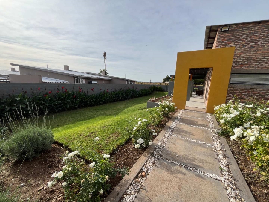 3 Bedroom Property for Sale in Kakamas Northern Cape
